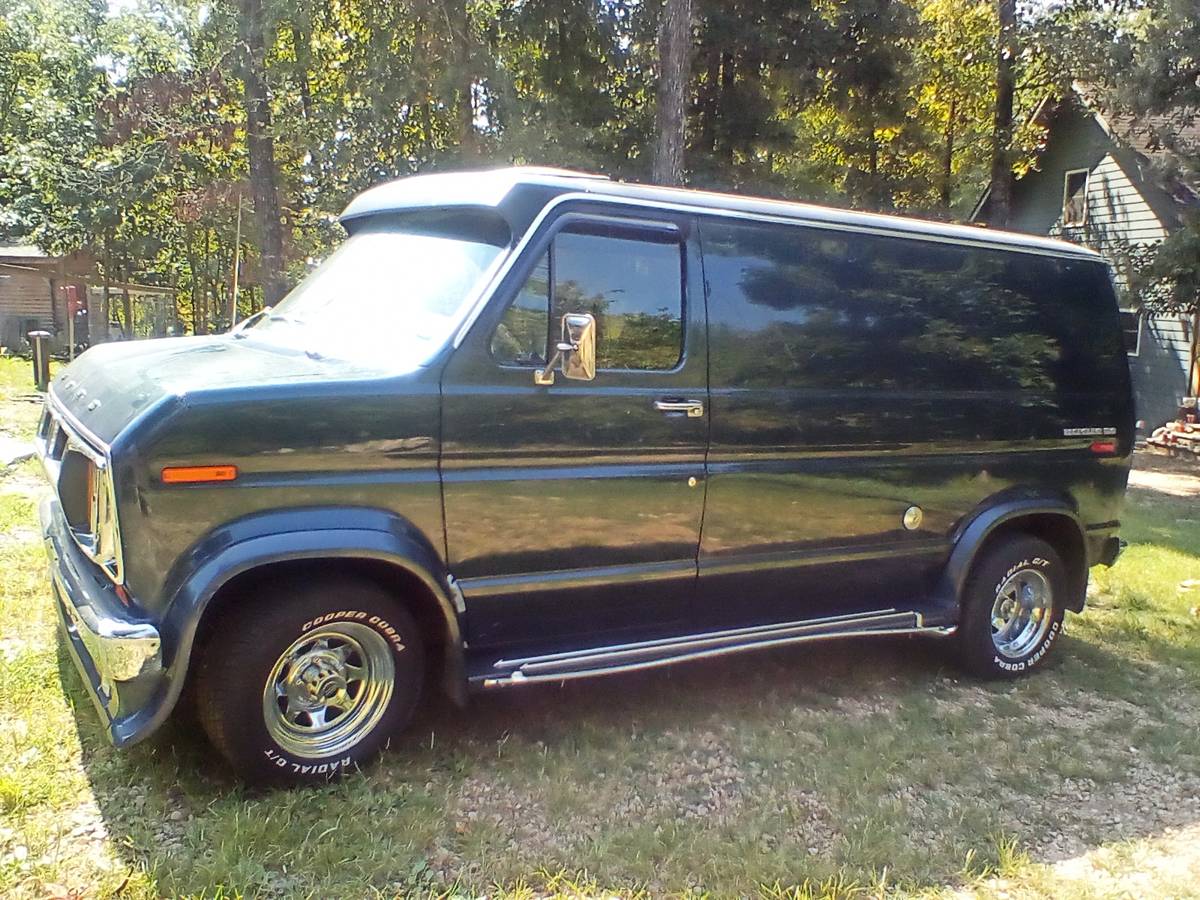 Ford-econoline-cargo-van-1976-blue-3