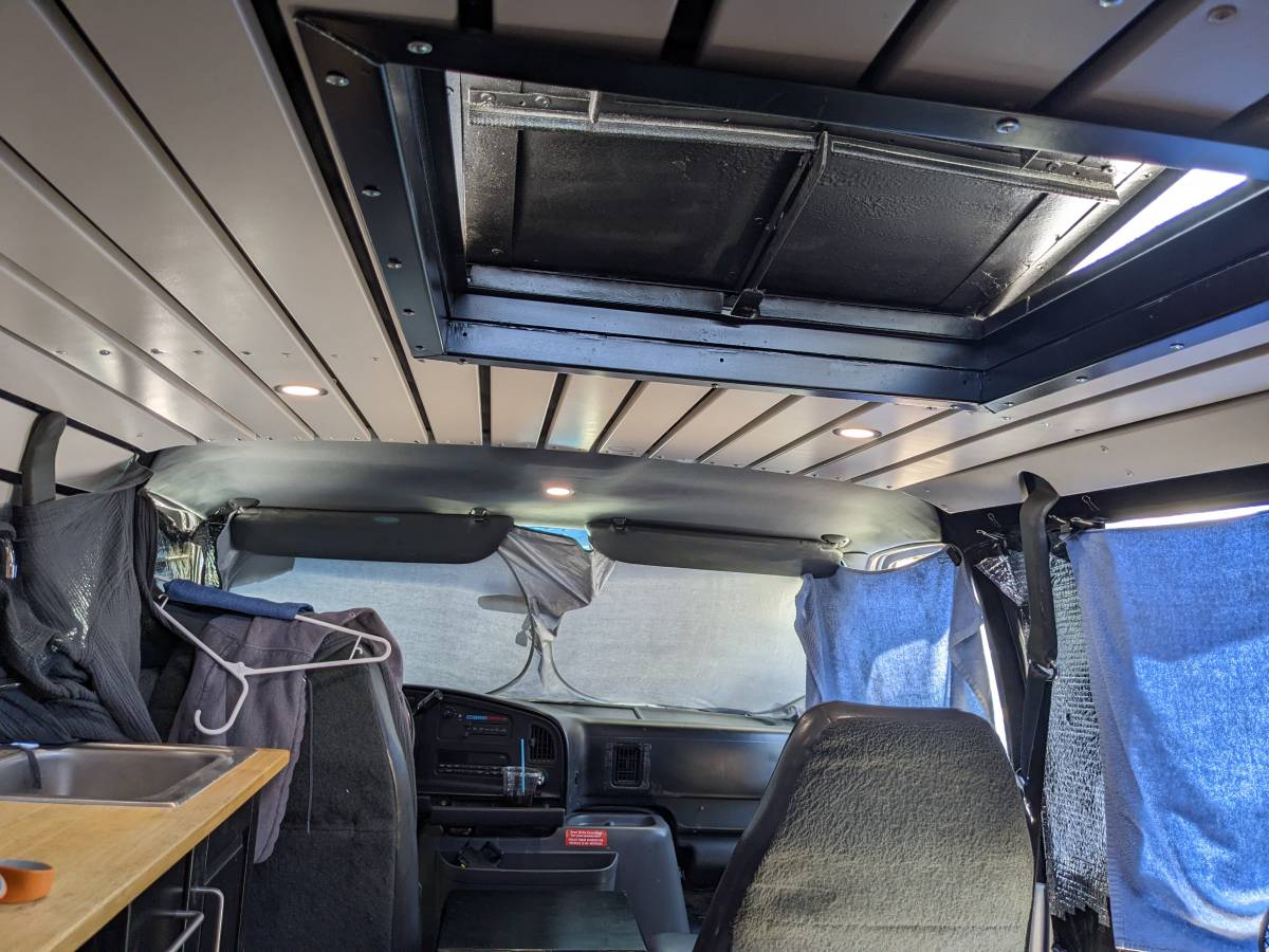 Ford-econoline-e350-super-duty-1993-white-5