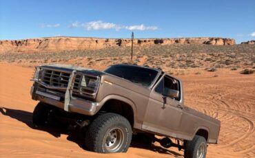 Ford-f-150-1985-brown