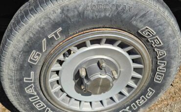 Ford-f-150-1985-custom-3