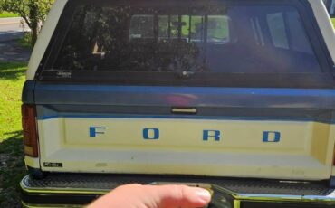 Ford-f-150-1985-custom-5
