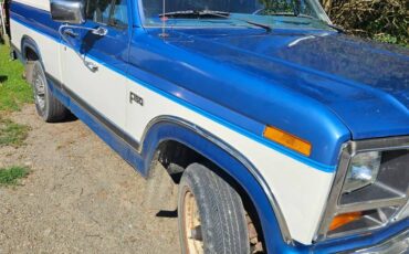 Ford-f-150-1985-custom-8