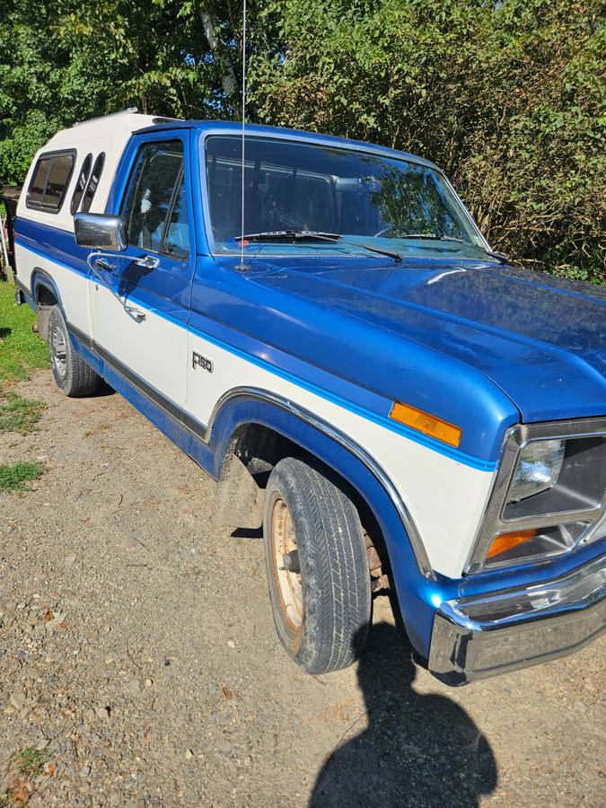 Ford-f-150-1985-custom-8