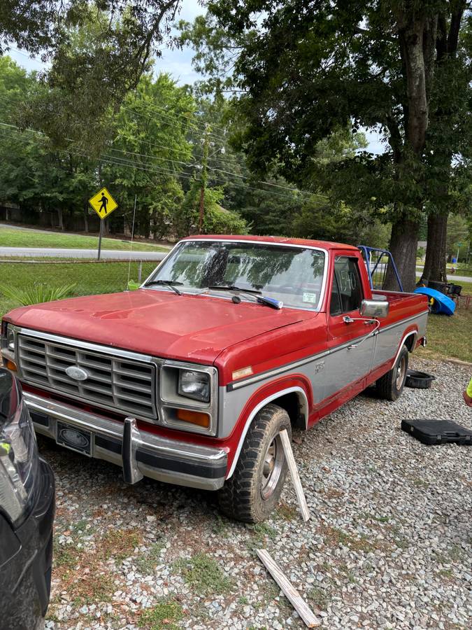 Ford-f-150-1985-red-1