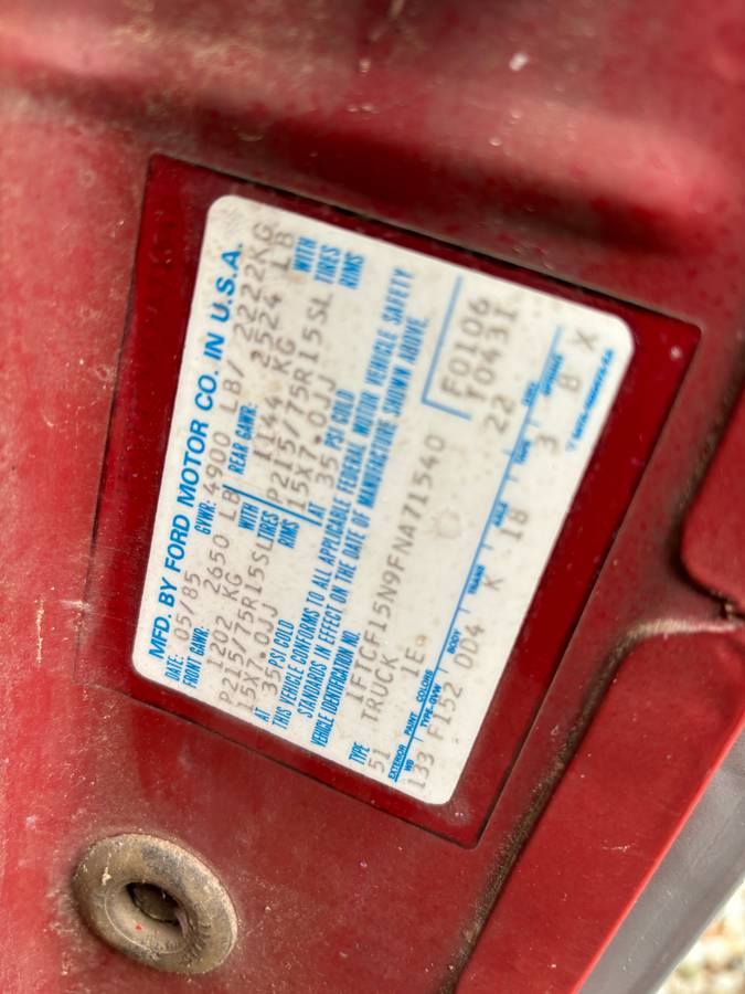 Ford-f-150-1985-red-2