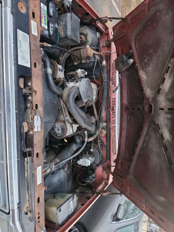 Ford-f-150-1985-red-9