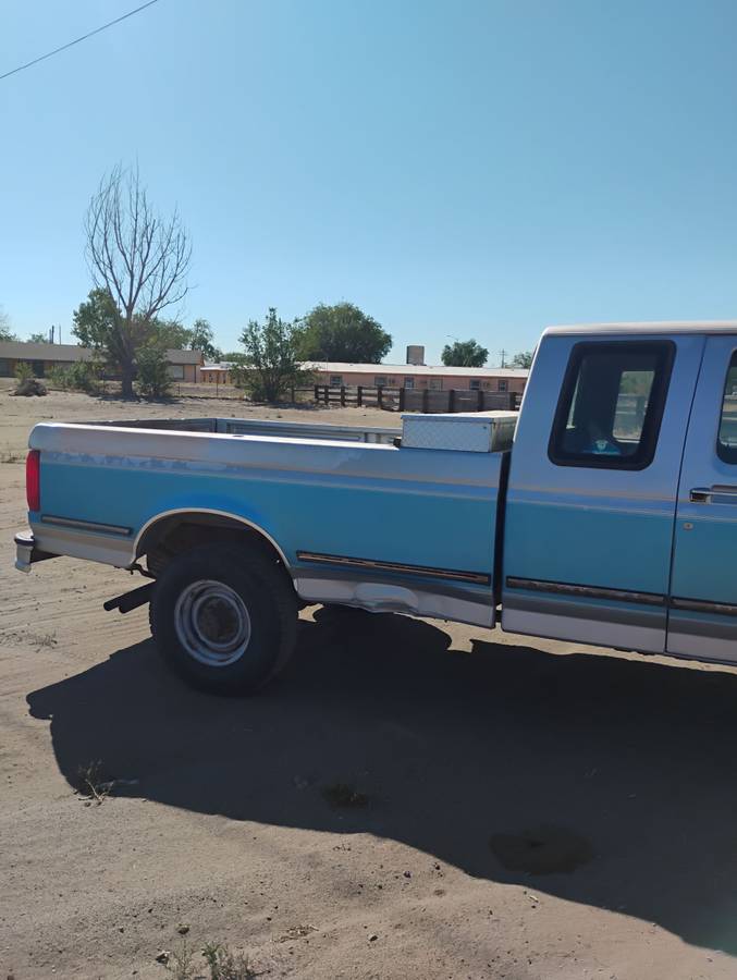 Ford-f-150-1992-white-2