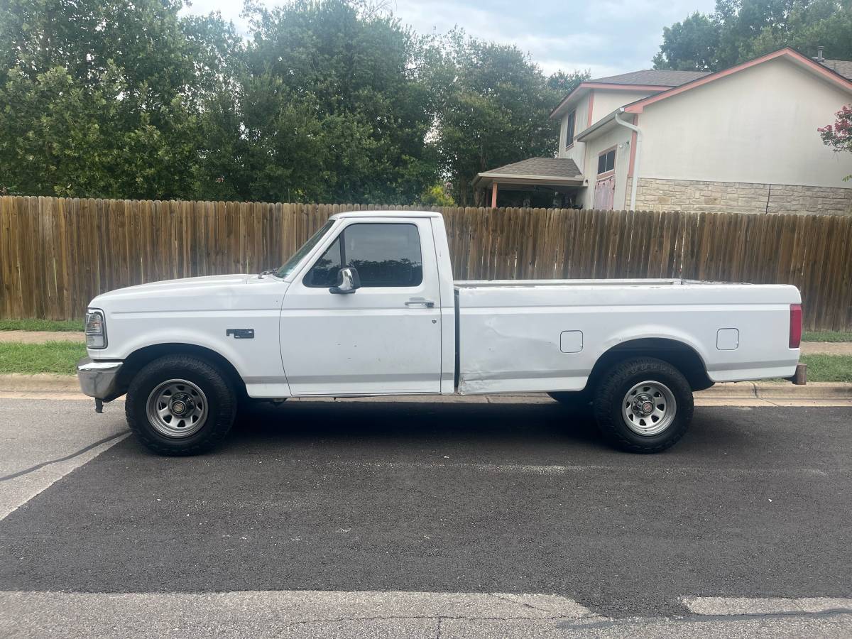 Ford-f-150-1995-white-1