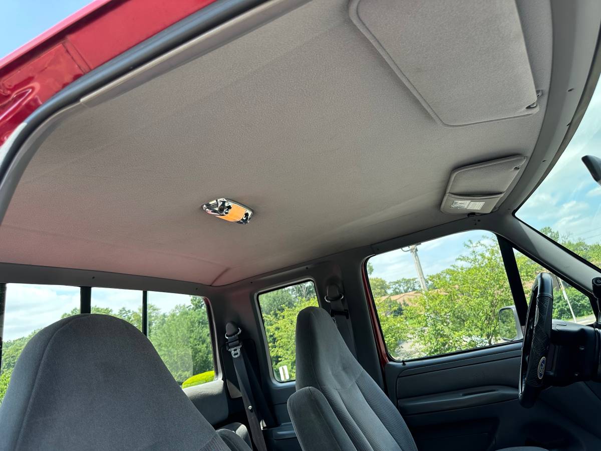 Ford-f-150-xlt-4x4-1994-red-11