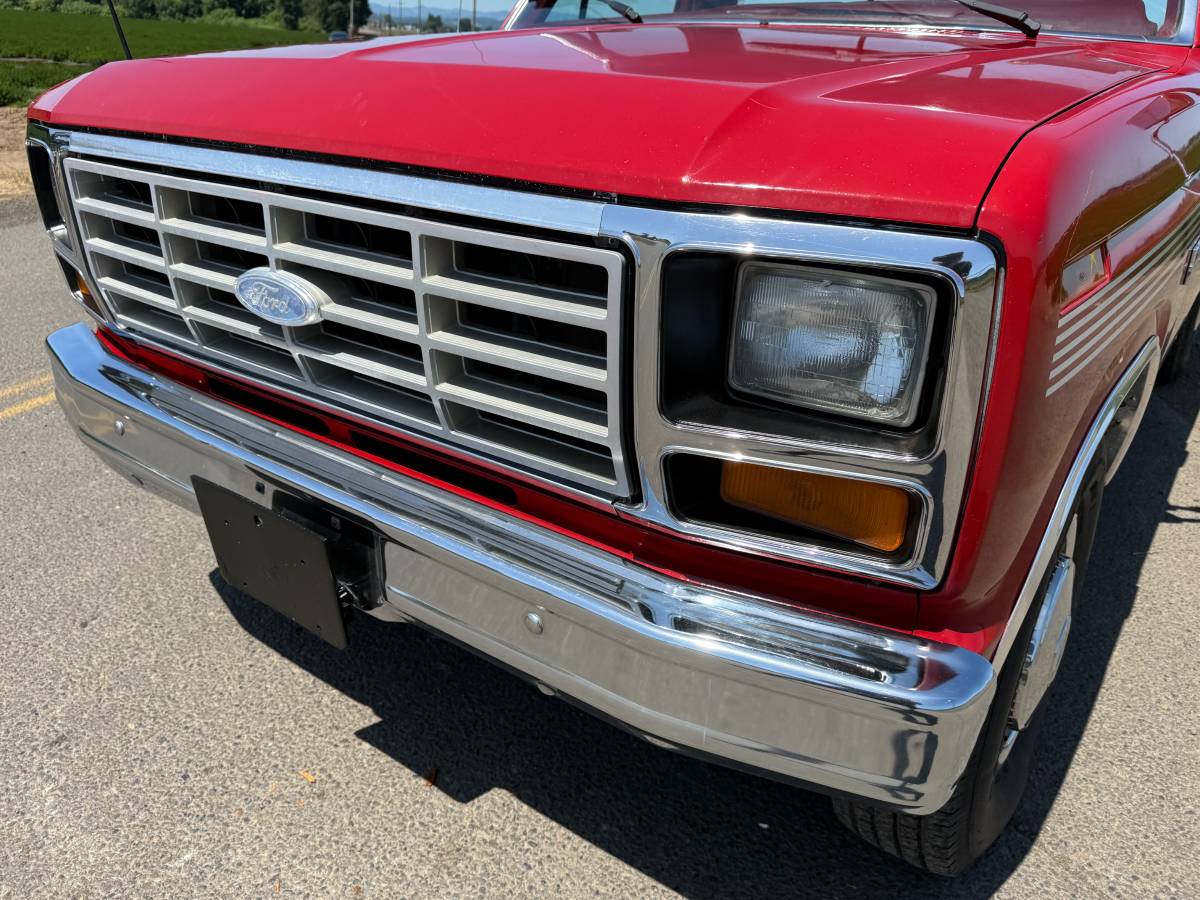 Ford-f-250-1983-red-22
