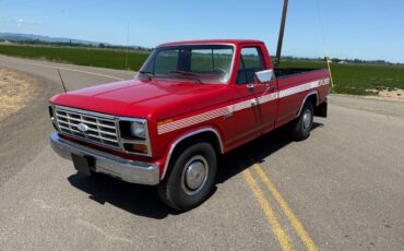 Ford-f-250-1983-red