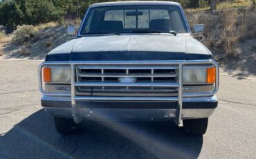 Ford-f-250-diesel-1987-blue