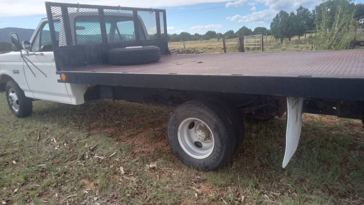 Ford-f-350-1989-white-4