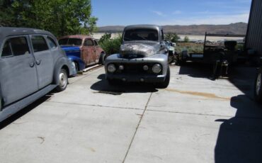 Ford-f100-1952-grey