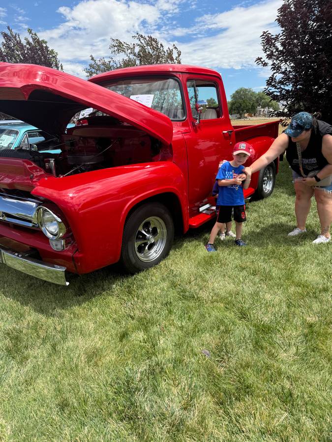 Ford-f100-1956-red-15