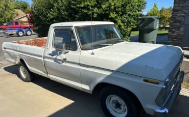 Ford-f100-custom-1973-white-1