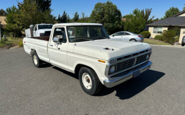 Ford-f100-custom-1973-white