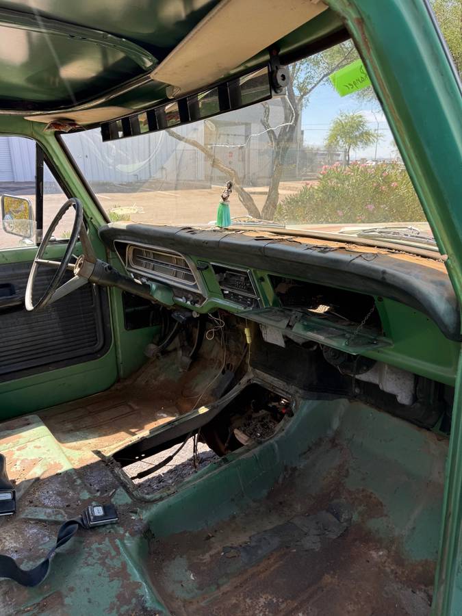 Ford-f100-ranger-1972-green-9