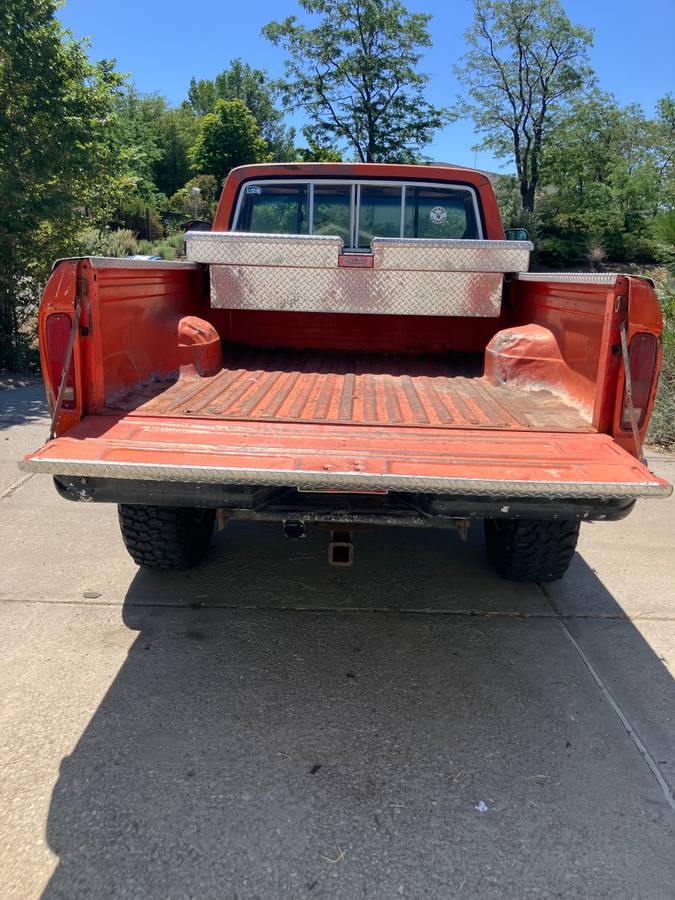 Ford-f150-1977-orange-10