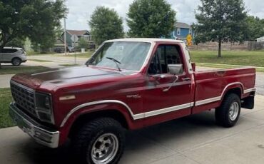 Ford-f150-xlt-4x4-1980-red-3