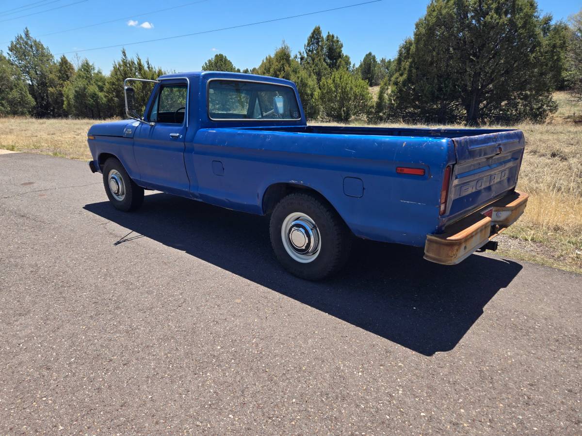 Ford-f250-1977-blue-1
