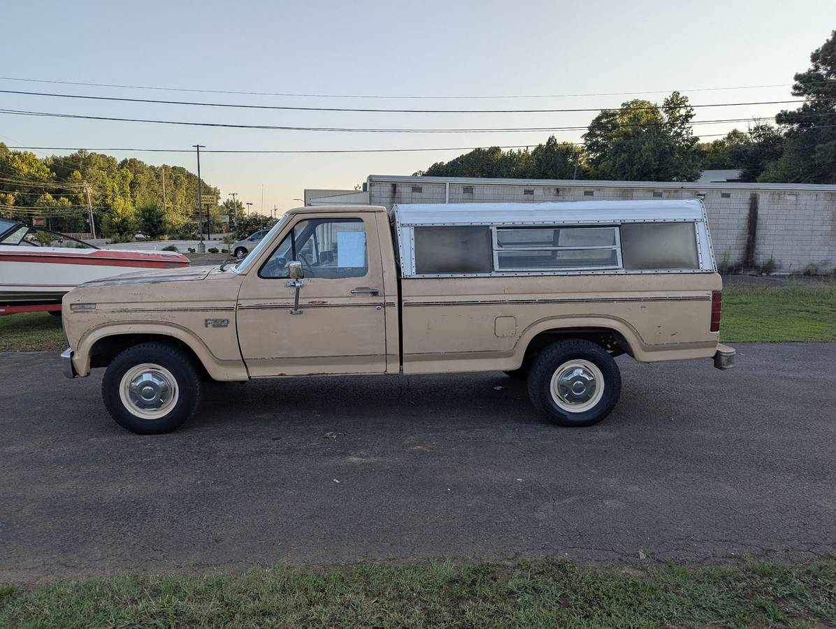 Ford-f250-super-duty-1986-brown-1
