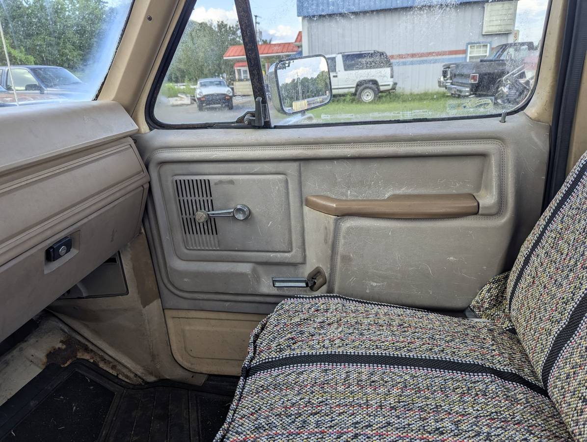 Ford-f250-super-duty-1986-brown-10
