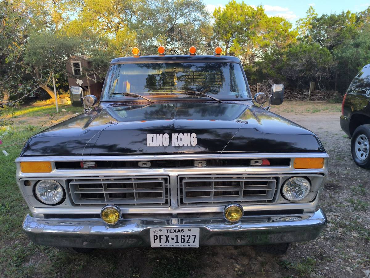 Ford-f250-xlt-ranger-1975-black-2