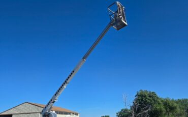 Ford-f350-bucket-truck-1984-11
