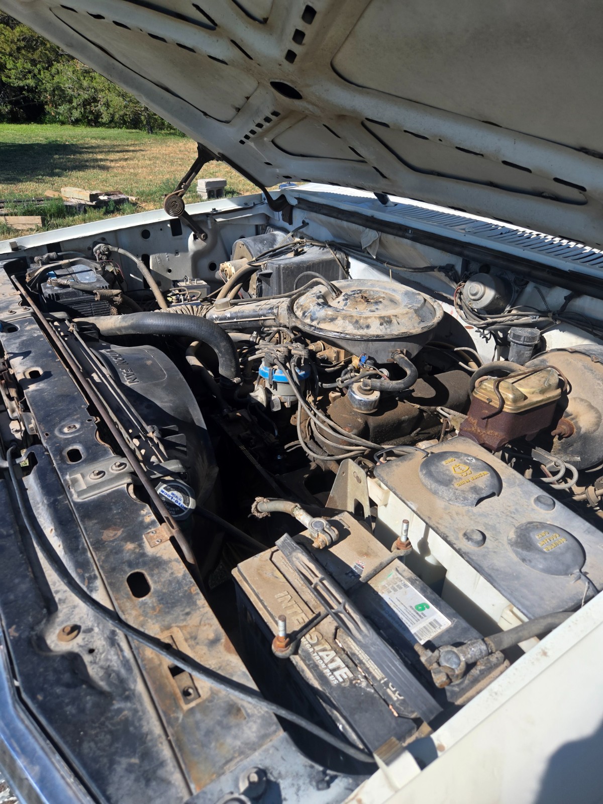 Ford-f350-bucket-truck-1984-12