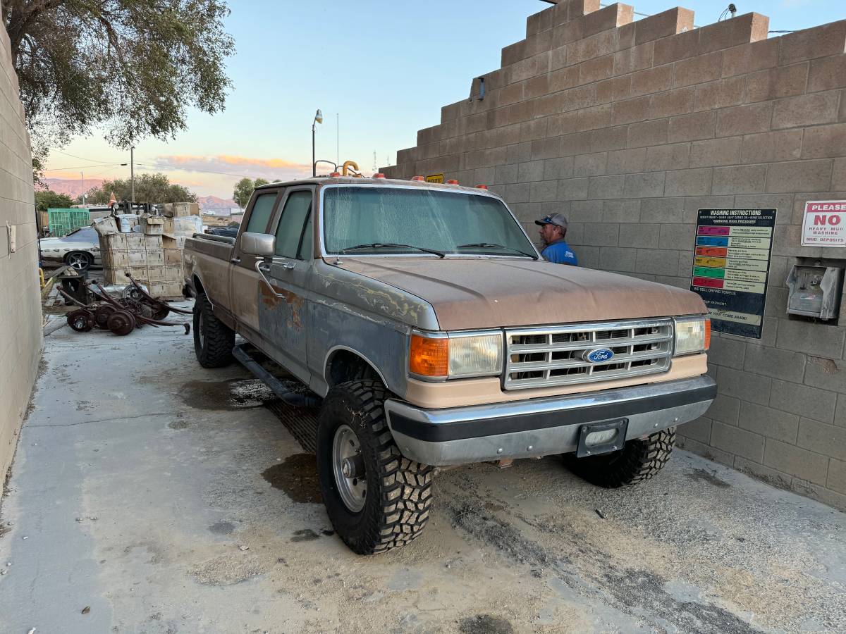 Ford-f350-lariat-1987-brown