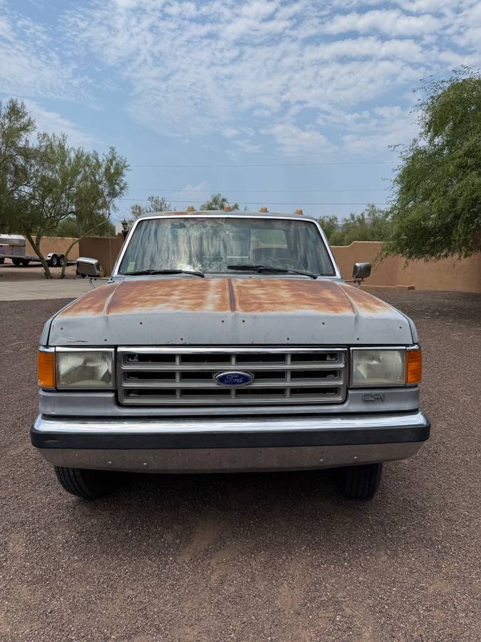 Ford-f350-lariat-1988-grey-1