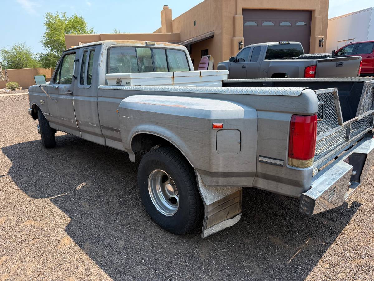 Ford-f350-lariat-1988-grey-2
