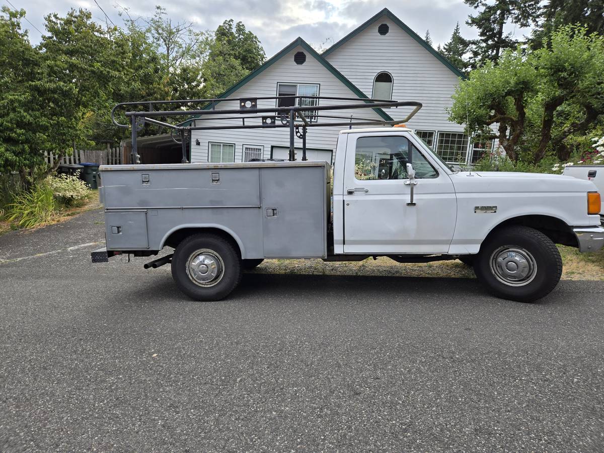 Ford-f350-super-duty-1989-white-14