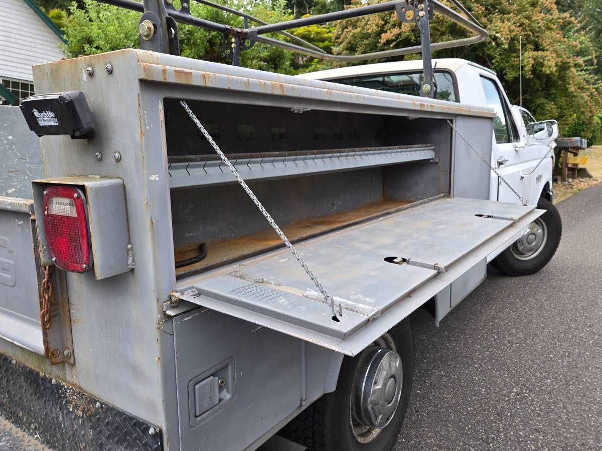 Ford-f350-super-duty-1989-white-7