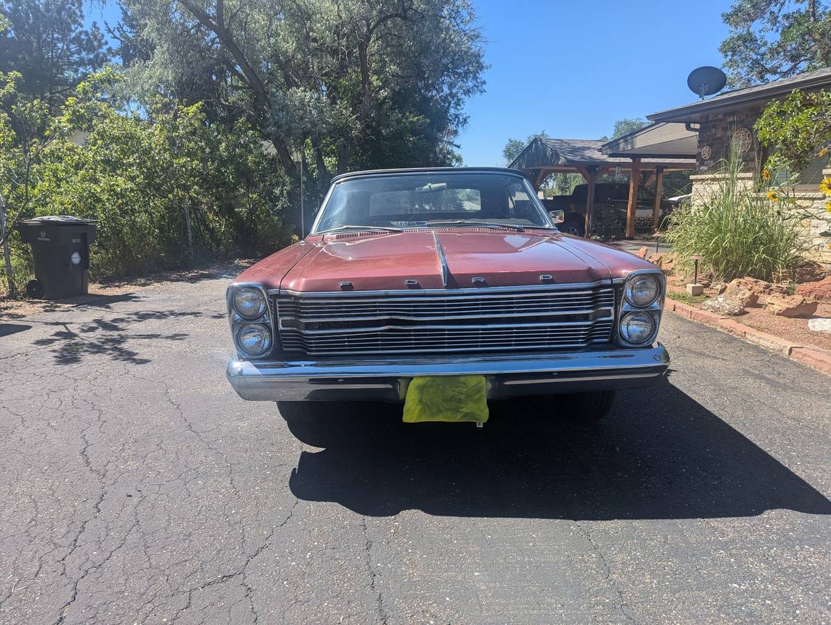 Ford-galaxie-500-convertible-1966-red-7