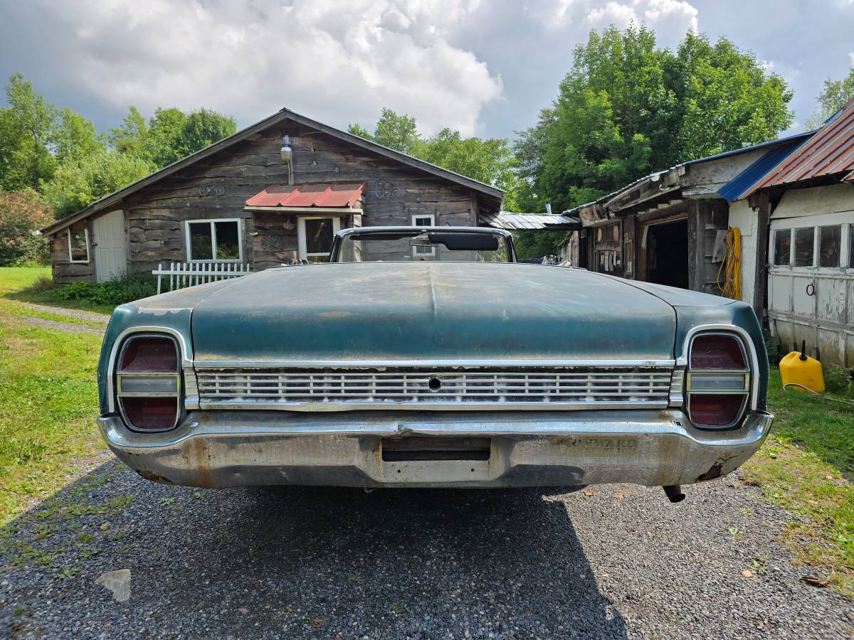 Ford-galaxy-500-1968-3