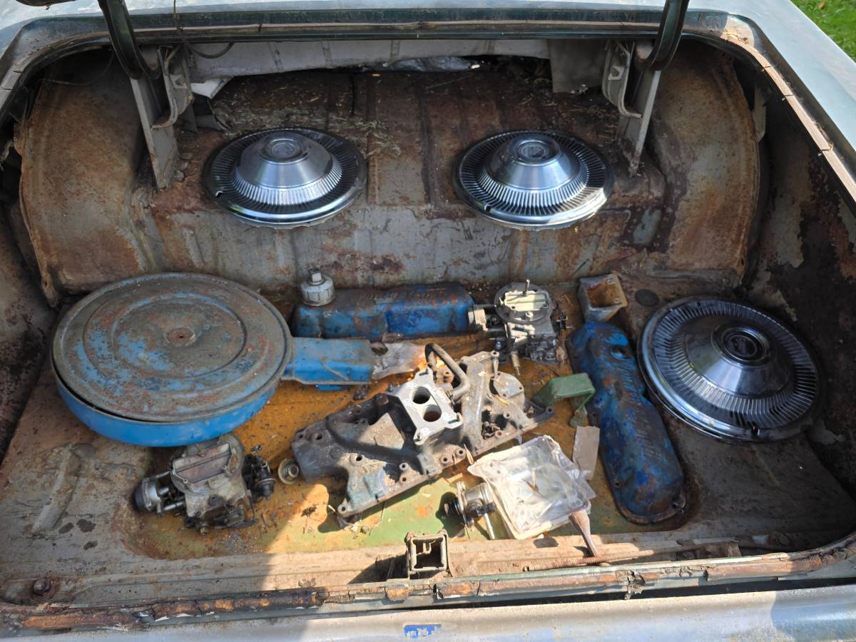 Ford-galaxy-500-1968-4