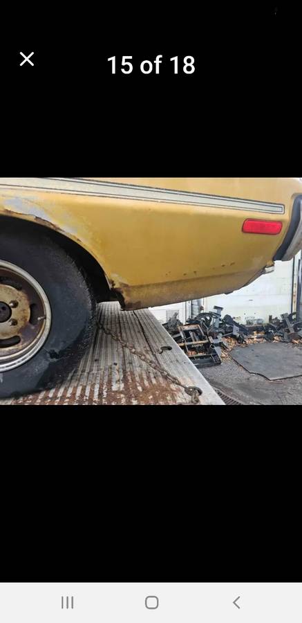 Ford-gran-torino-1973-yellow-13