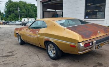 Ford-gran-torino-1973-yellow-2