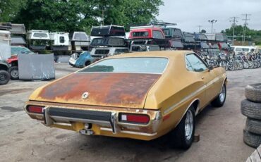 Ford-gran-torino-1973-yellow-3
