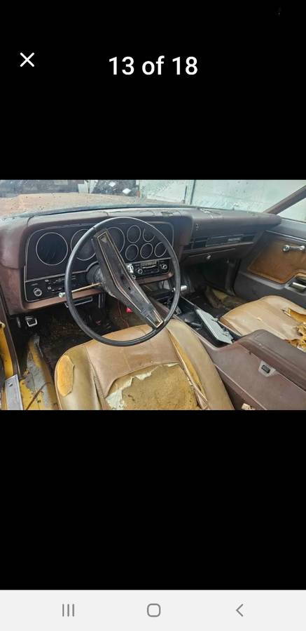 Ford-gran-torino-1973-yellow-7