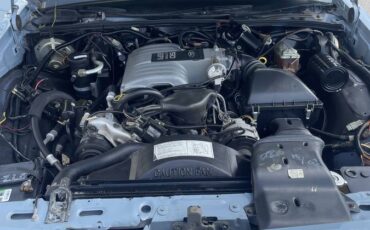 Ford-ltd-crown-victoria-lx-1987-blue-10