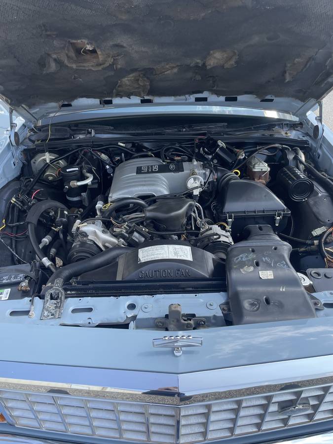 Ford-ltd-crown-victoria-lx-1987-blue-10