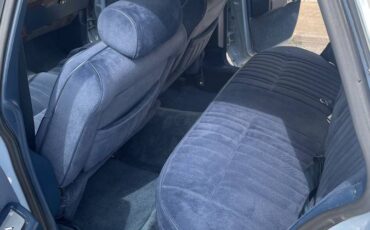 Ford-ltd-crown-victoria-lx-1987-blue-9