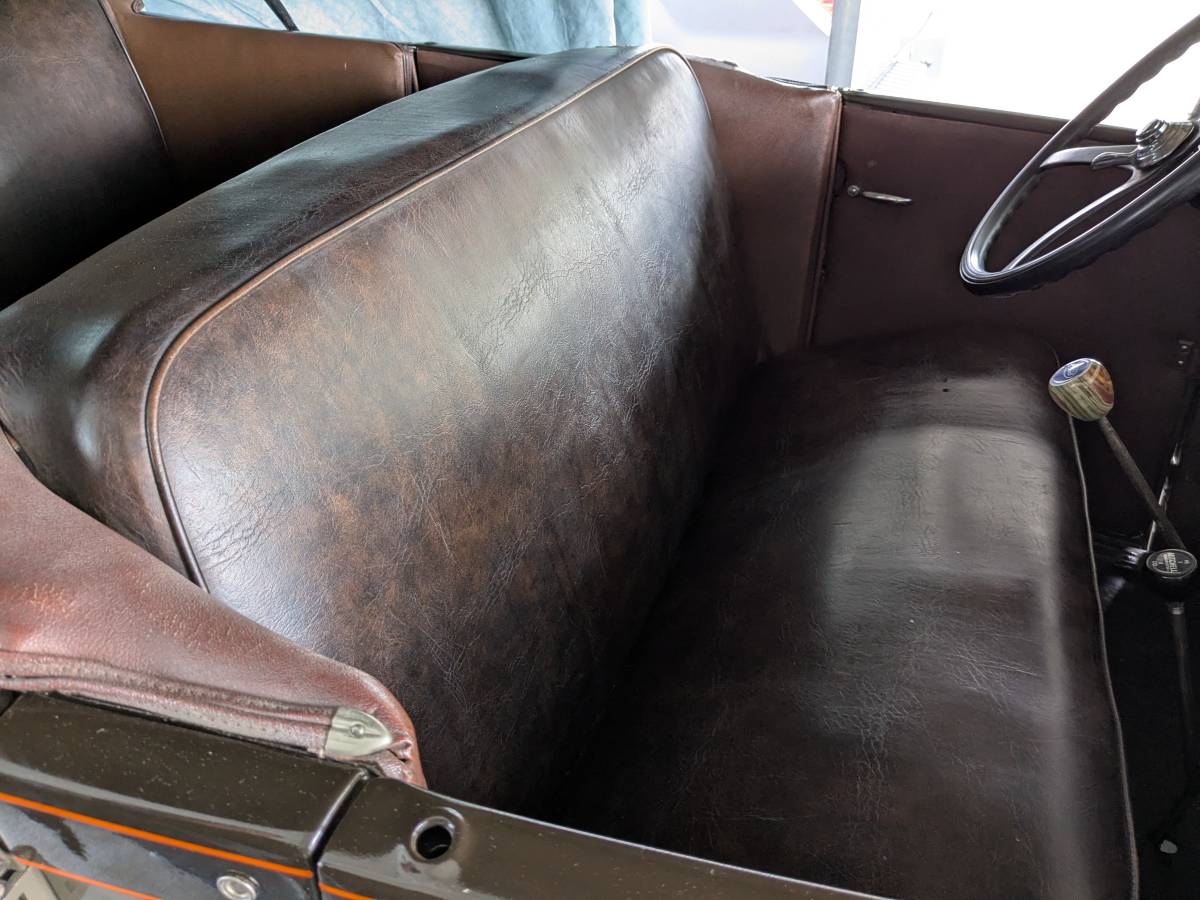 Ford-model-a-phaeton-1929-brown-5