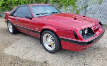 Ford-mustang-1985-custom-1