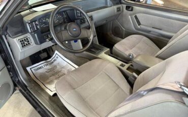 Ford-mustang-1988-black-16