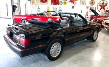 Ford-mustang-1988-black-21