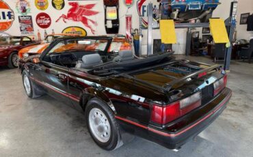 Ford-mustang-1988-black-22